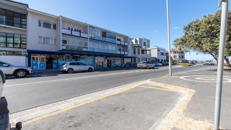 2 Bedroom Property for Sale in Muizenberg Western Cape